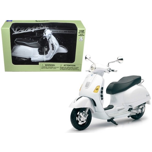 Véhicule miniature - Scooter miniature de collection 1:18 Piaggio Vespa 150  gris - 1955 - Ves0041 - Cdiscount Jeux - Jouets