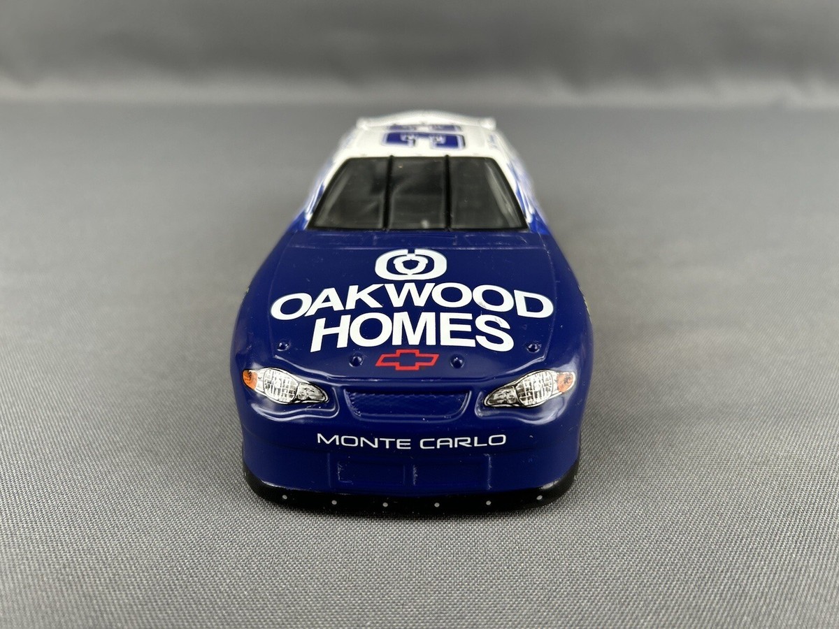 Racing Champions 2000 Joe Nemechek #33 Oakwood Homes Monte Carlo 1