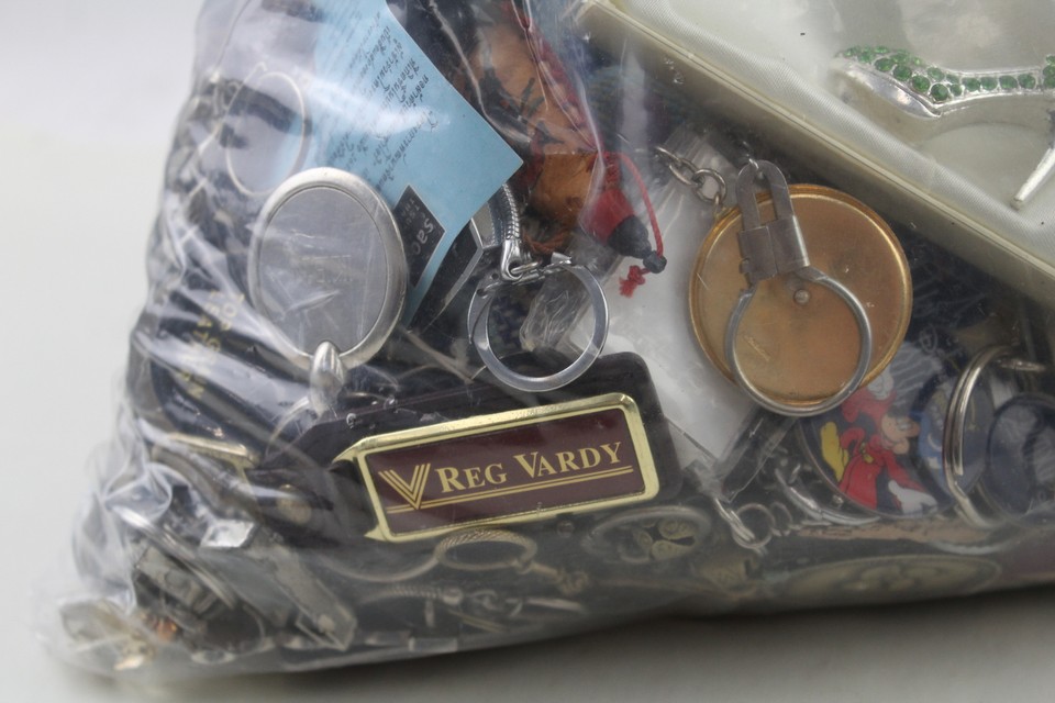 Job Lot Assorted & Unsorted Novelty Boxed Unboxed Key Rings Keyring eBay