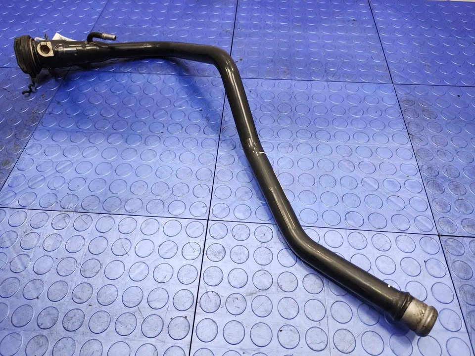 2009-2015 Smart Fortwo Fuel Filler Neck Assembly Filler Pipe OEM 4514700020 - Изображение 3 из 4