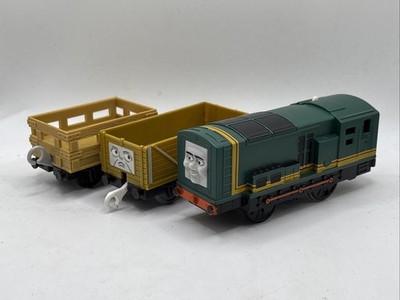 tomy trackmaster thomas the tank engine battery train paxton and his trucks.