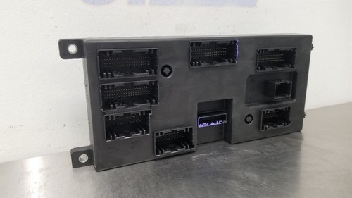 20 LAND ROVER DEFENDER BCM BODY CONTROL MODULE L8B214F041AF - Picture 4 of 12