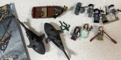 LEGO 71042 Pirates of the Caribbean Silent Mary Dead Men W