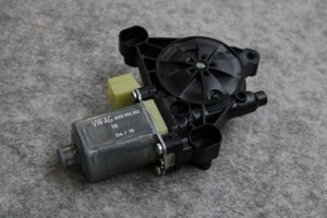 Audi A1 A4 8W Q7 4M R8 4S Golf Fensterhebermotor 8W0959802 rechts Fensterheber