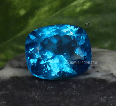 Pierre précieuse en vrac 142,90 ct topaze bleue brute certifiée topaze