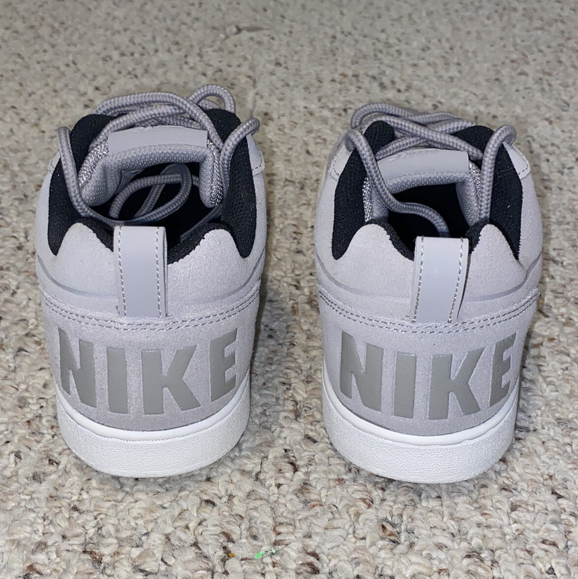 harga nike court borough