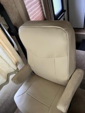 Fits 2015 Winnebago Vista Custom Made Leatherette Captain Seat Covers