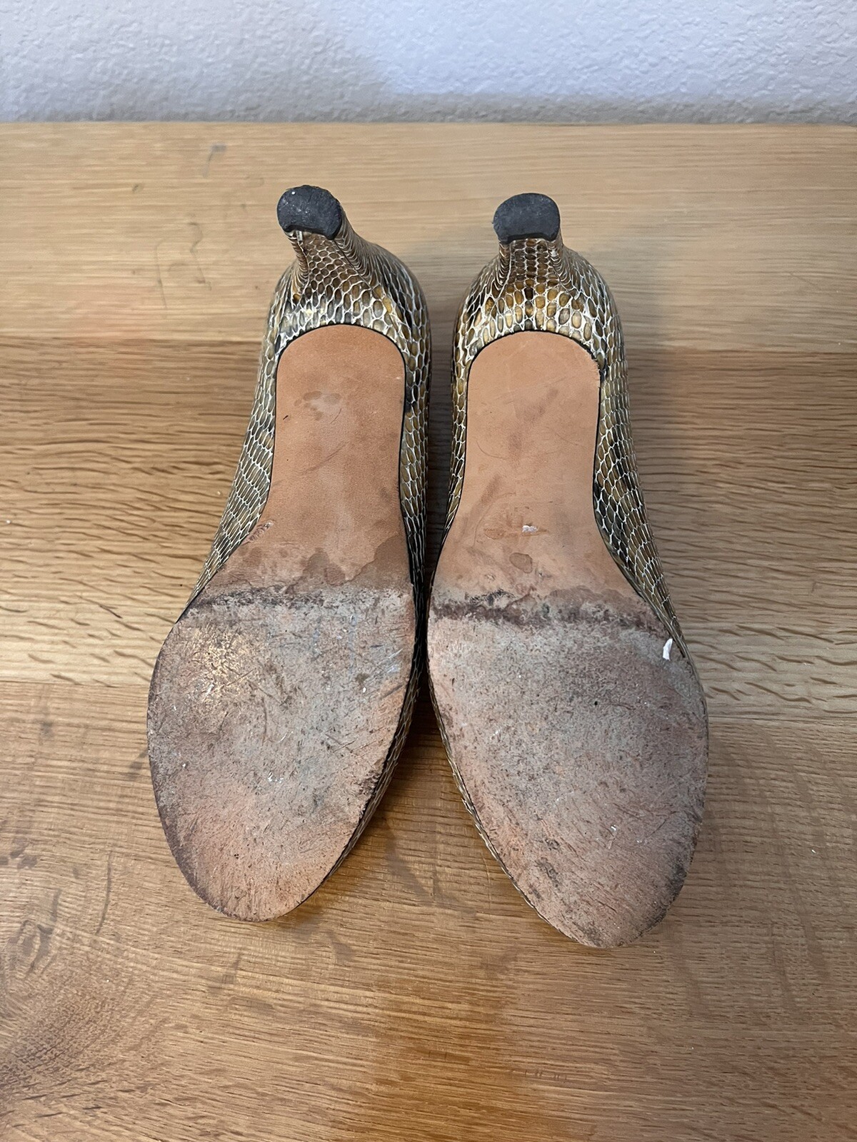 Stuart Weitzman Python Snakeskin Peep Toe Heels P… - image 10