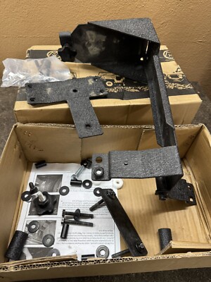 Rugged Ridge 11586.08 Jack Mounting Bracket Kit for 2007-18 Jeep Wrangler JK/JKU
