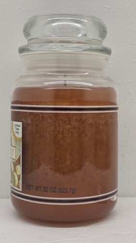 Yankee Candle-WHITE CHOCOLATE MINT-Discontinued. BLACK BAND. Housewarmer. RARE. - Picture 2 of 7