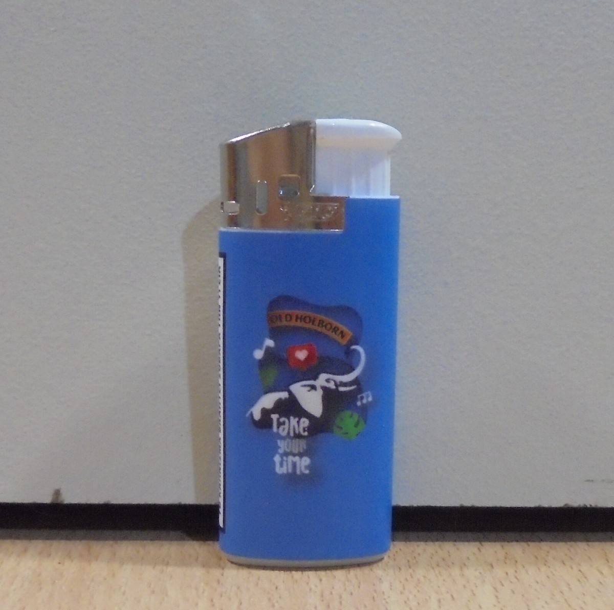 OLD HOLBORN CIGARETTES TOBACCO LIMITED EDITION ADVERTISIGN LIGHTER