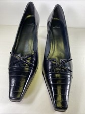 Stuart Weitzman Classic Black Leather Pumps Detail Stitching and Bow 10 M