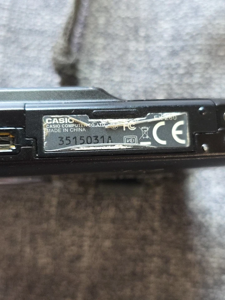 Casio Exilim EX-Z60 Digital Camera No Charger  Parts Only Untested - Image 4 of 4