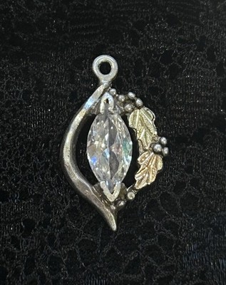 Weißtopas Sterlingsilber 12k Grün- und Rotgold Black Hills Goldanhänger