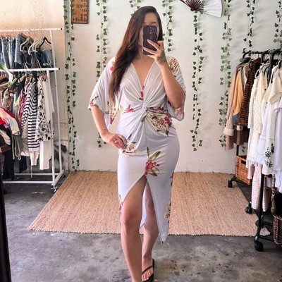 PrettyLittleThing Floral Twist Front Midi Dress   Size 2