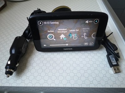 TOMTOM Go 520 Navi 4PN50 - Navigationsgerät mit Zubehörpaket (Hülle,12V-Adapter)