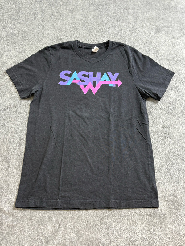 Sashay Away T Shirt Mens Size Large Black Knit Short Sleeve Crew Neck Pullover