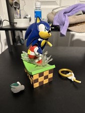 Sonic the Hedgehog Diamond Select Figure Stat...