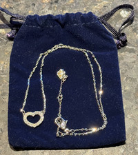 Swarovski Swan LOGO Crystal Heart Pendant Charm Necklace Silver Tone Adjustable