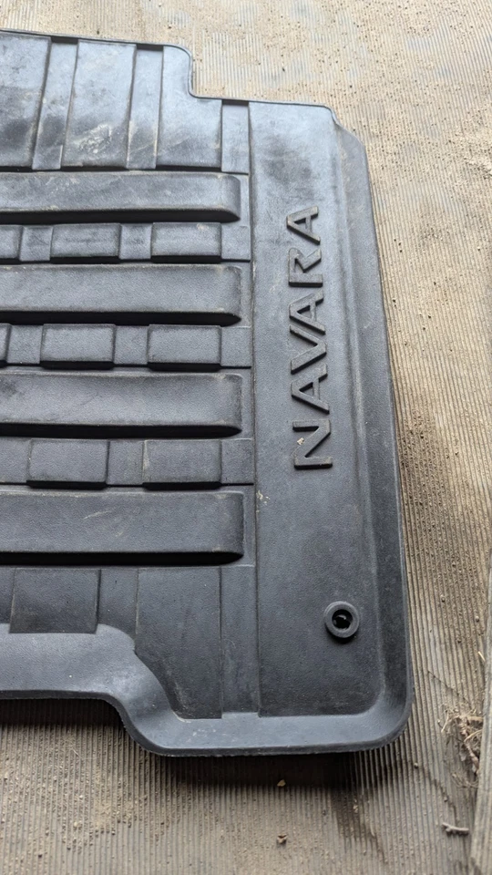 Genuine Nissan Navara Double Cab D23 2014-2023 Rubber Floor Mats Original OEM - Image 2 of 4
