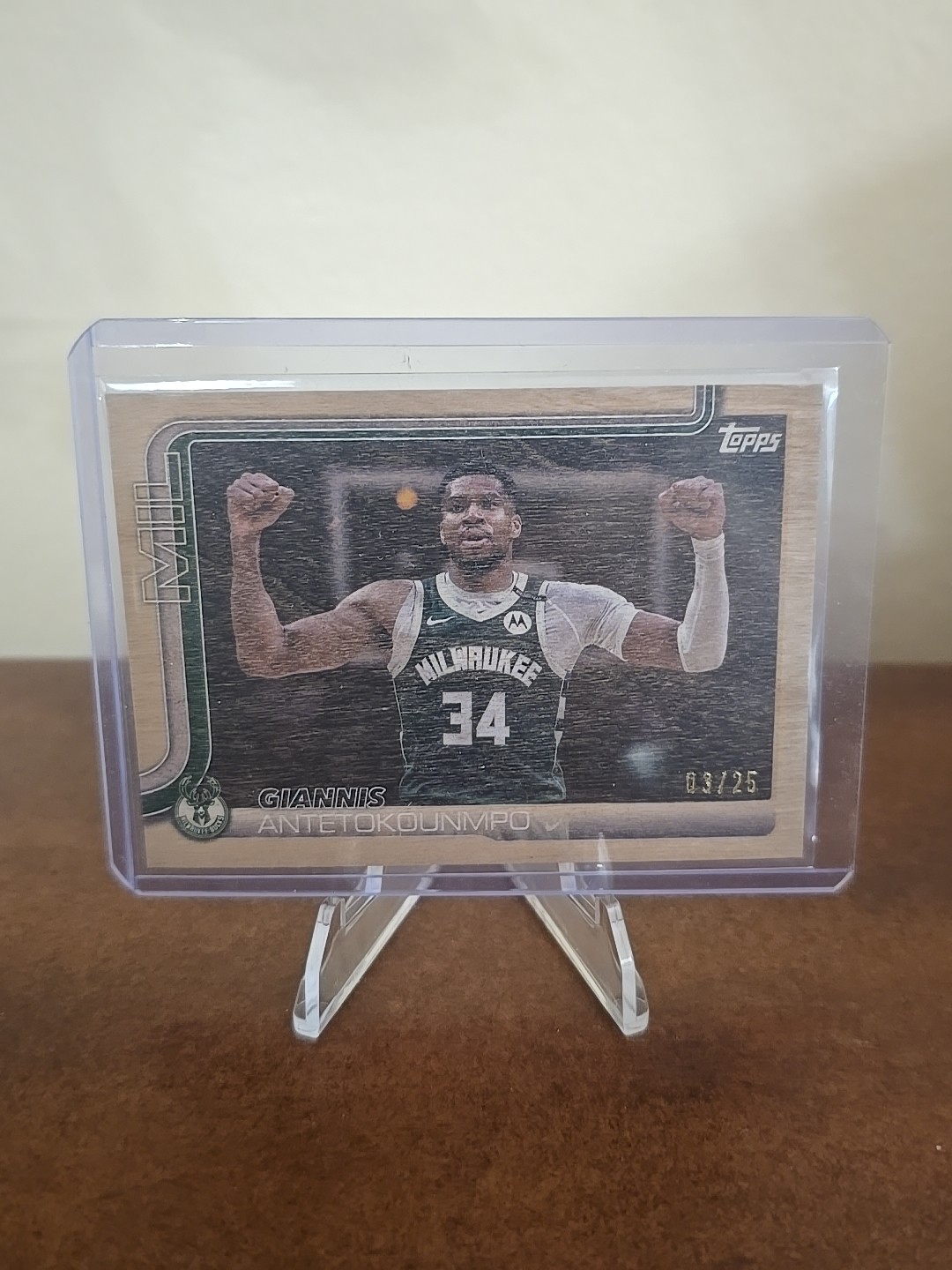 2025 Topps NBA Giannis Antetokounmpo  Wood Parallel  3/25 #54