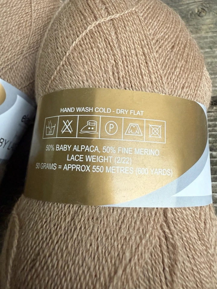 Elann Baby Lace 50% Alpaca 50% Baby Merino TWO 50g/600yds Col: 0203 Lot: 238 - Image 4 of 4