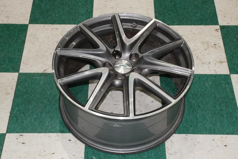 11-17 Aston Martin Vantage *SCUFFS* Grey Machine Face 19" Wheel Rim Five V Spoke - Image 4 of 4