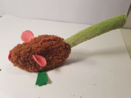 Cat toy. Re-fillable catnip Mice including Organic Catnip - Picture 8 of 11