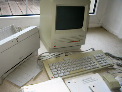 KOMPLETT : Apple MacIntosh SE 1/40+Tastatur+Maus + Drucker Stylewriter II +SW