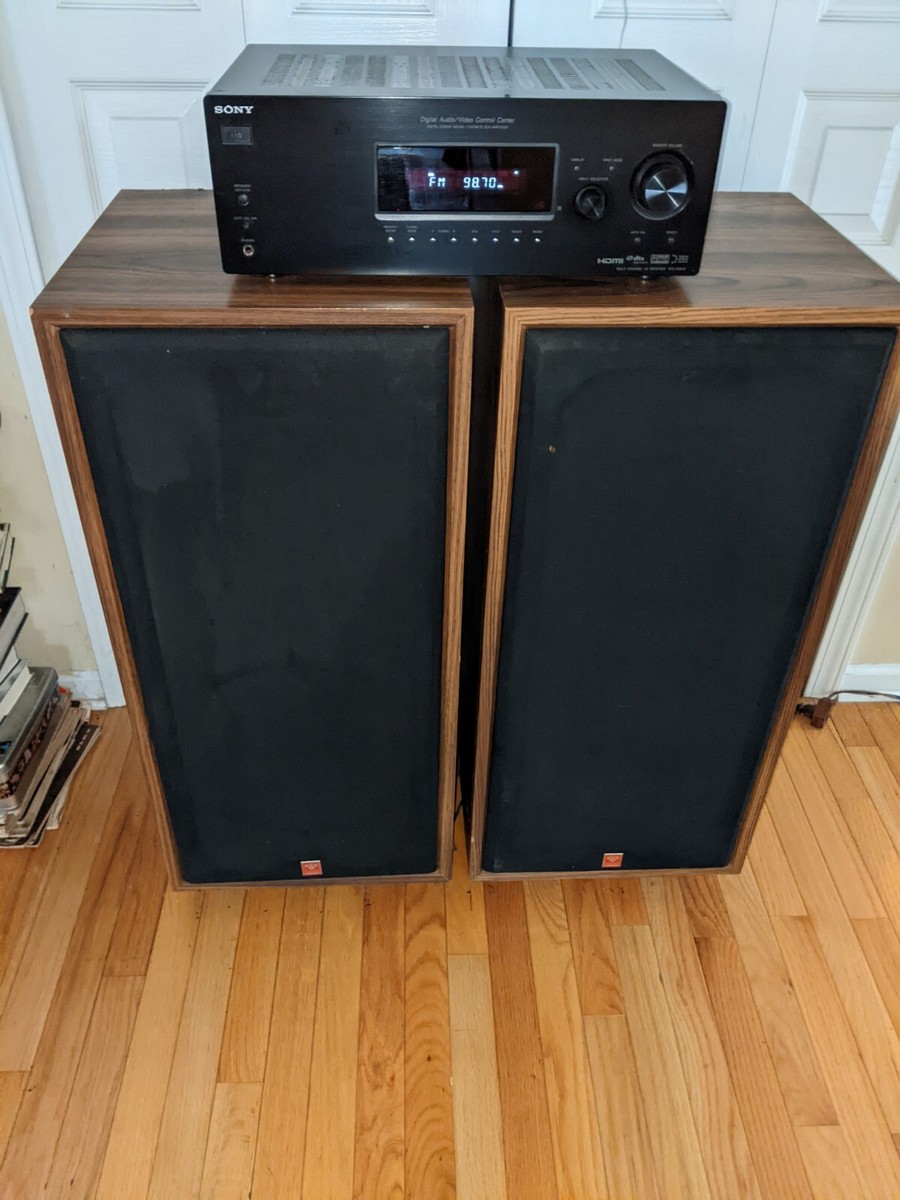 Pair Of Cerwin Vega DX-7 Speakers. 255 Watts, 4 Ohms. 34 Hz-20K Hz