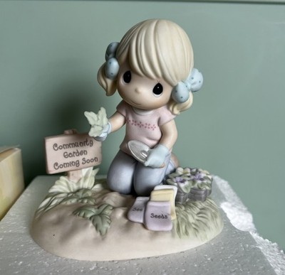 Precious Moments 2008 #CC890001  Sow Much To Do  Collectors Club Retired & Box