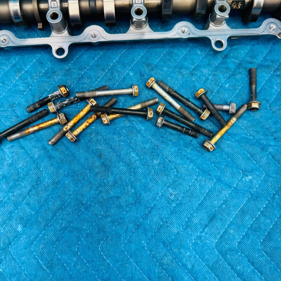 2007–2009 Lexus LS460 Driver Engine Cylinder Head Cam Shaft OEM - Image 2 of 4