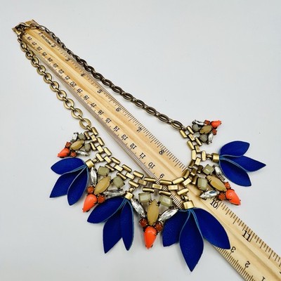 Stella & Dot Navy Bib Necklace with Coral Beads and Gold Accents Stella Dot Blue Coral Statement Necklace Gold Tone Floral  main image 2