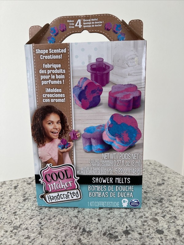 Cool Maker, Handcrafted Shower Melts Activity Kit, Makes 4 Scented Creations