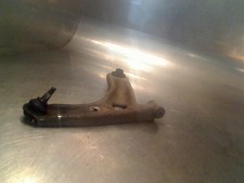 Triangle de suspension Peugeot 107
