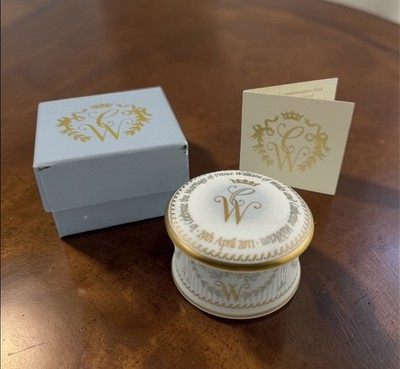 The Royal Collection William and Catherine Marriage Bone China Trinket Box 2011