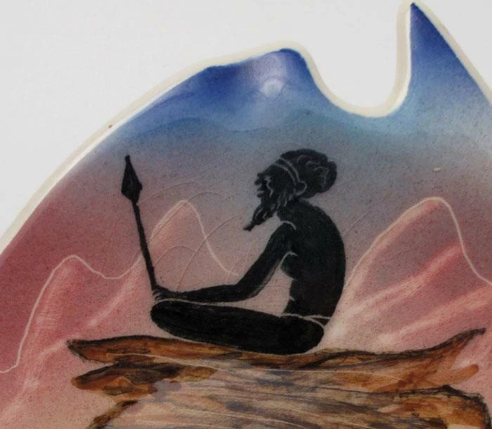VINTAGE ELAYNE KK AUSTRALIAN STUDIO POTTERY DISH HANDPAINTED ABORIGINAL SIGNED - Image 2 of 4