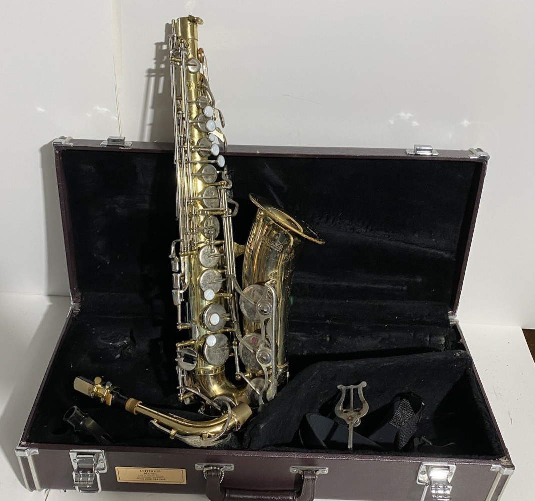 Yamaha YAS 23 Saxophone Japan 190970A in Case for Parts or Repair