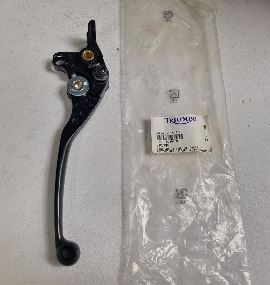 Levier embrayage réglable Triumph T2040350 moto Daytona Speed Triple Sprint