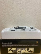 AUTOart Lamborghini Countach 5000S 1/18 White Used Model Car