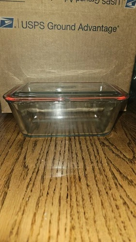 Vintage PYREX 7214 Rectangular Storage 4.8 Cup Glass Dish w/Glass Lid