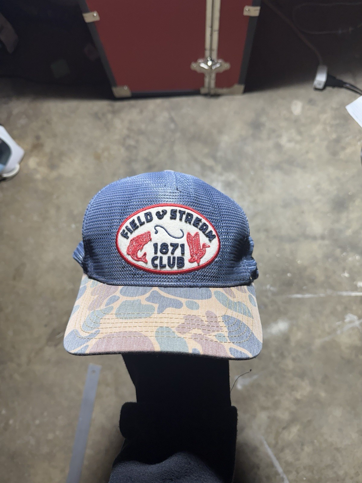 Field & Stream X Mossy Oak Hat 1871 Club Morgan Wallen Free Collectors Sticker-image