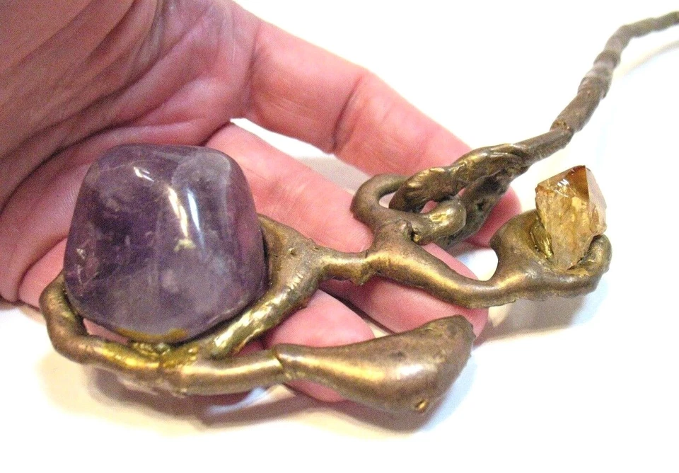 COLLAR ARTESANAL FORMA LIBRE BRONCE METAL AMATISTA CUARZO RUTILADO Foto 3 de 3