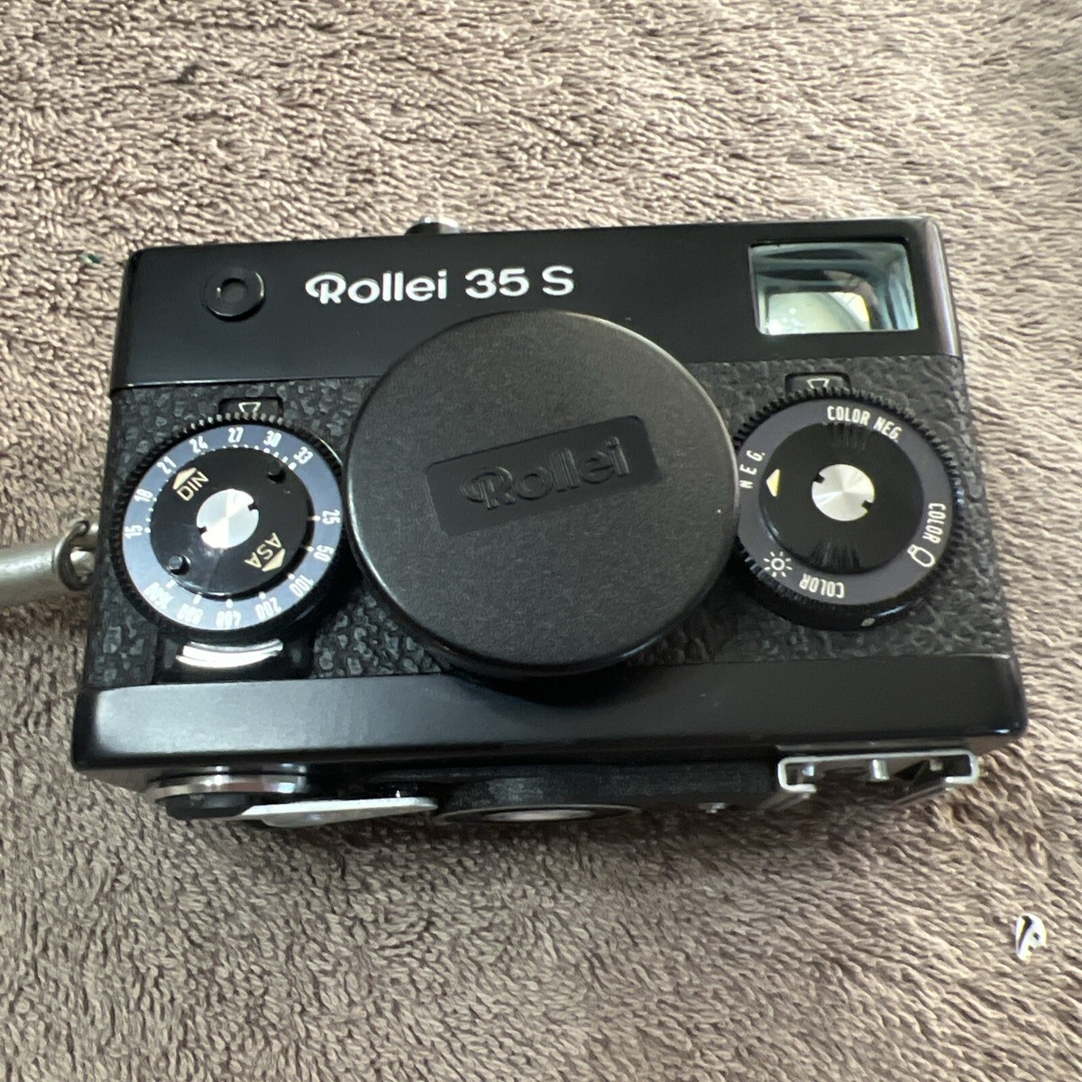 Rollei 35 S Black 35mm Film Camera Sonnar 40mm F2.8 | eBay Rollei 35 S Black 35mm Film Camera Sonnar 40mm F2.8 | eBay