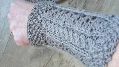 Da.-Pulswärmer  taupe Gr. M