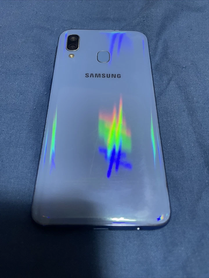 Samsung Galaxy A40 · 64GB, foto 2 di 4