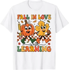 Fall In Love With Learning Thanksgiving Teacher Unisex T-Shirt