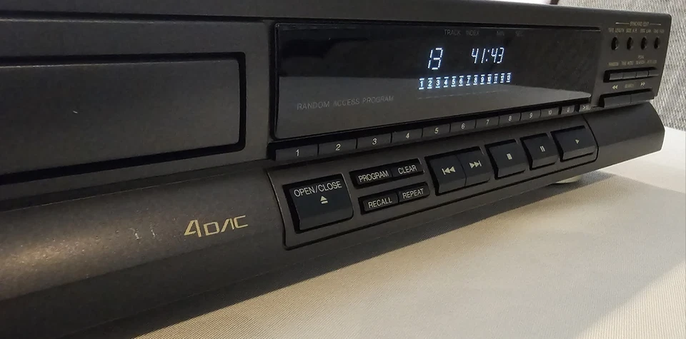 Technics SL-PG340A - Lettore CD con tecnologia MASH Lettore Compact Disc - Immagine 3 di 4