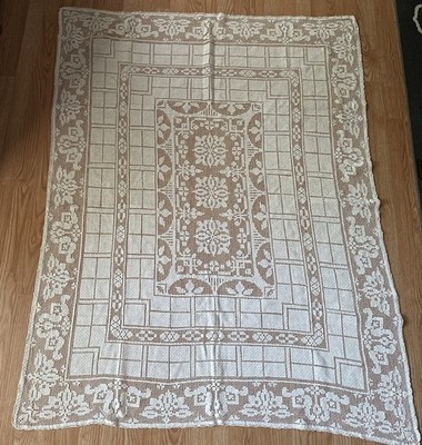 Vintage Filet Crochet Lace Tablecloth - Cream Ivory Floral Geometric Shabby Chic