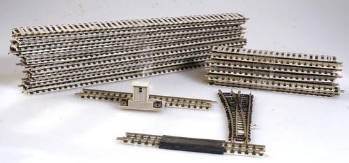 (0407) Fleischmann Spur N 10*9101+16*9100+1*9172+1*9110+ Anschluß | Condition: Gebraucht